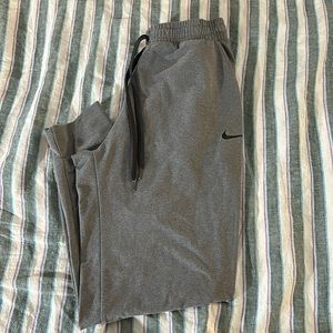 Women’s Nike Dri-Fit Joggers | Heather grey | Size S